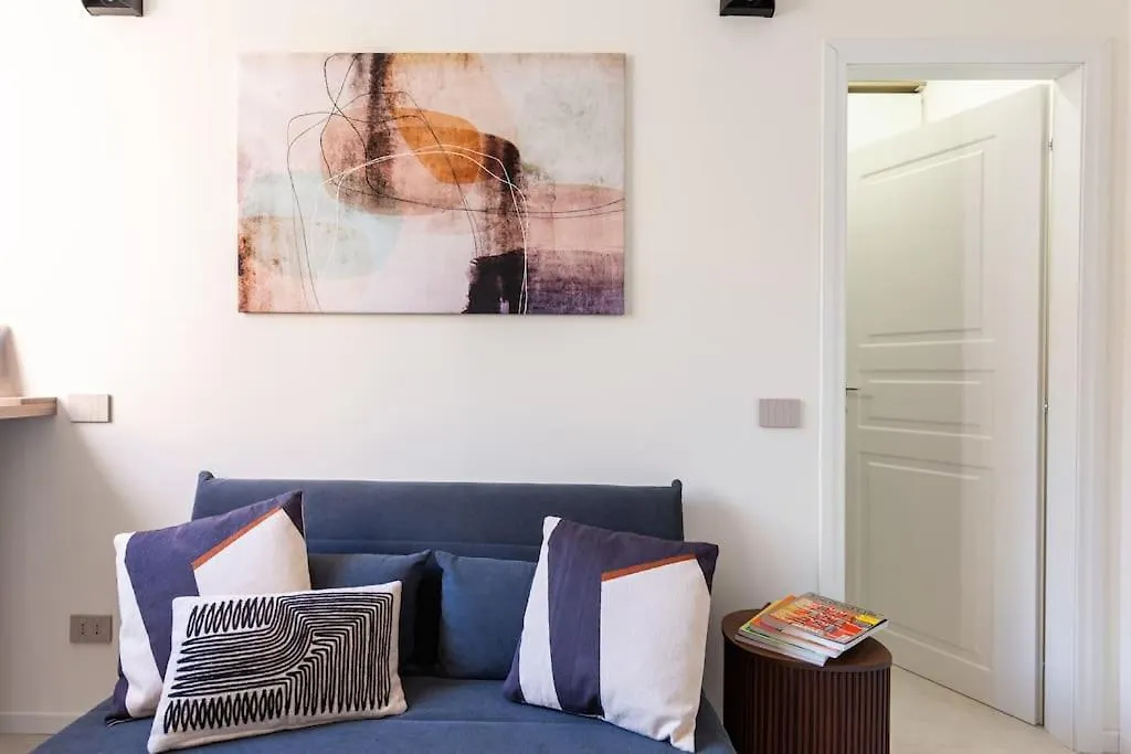 Liam'S Gem Luxury Apartment In Milano