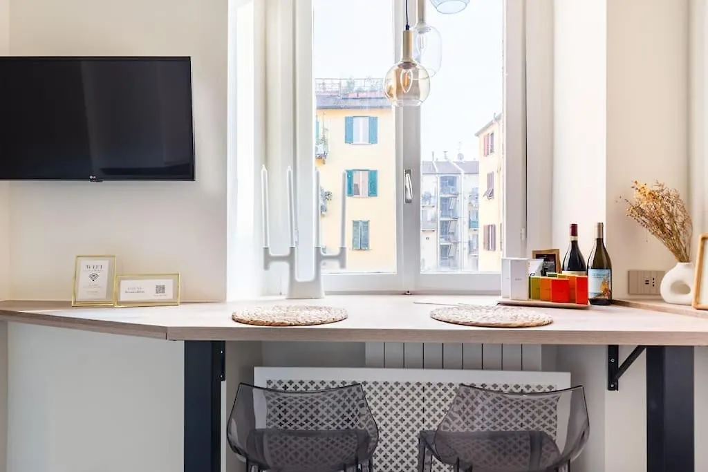 Liam'S Gem Luxury Apartment In Milano